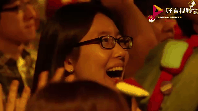 开云体育-败北首场状态出色，巴塞罗那观众沸腾！，Ming重返赛场再创辉煌时刻-开云体育